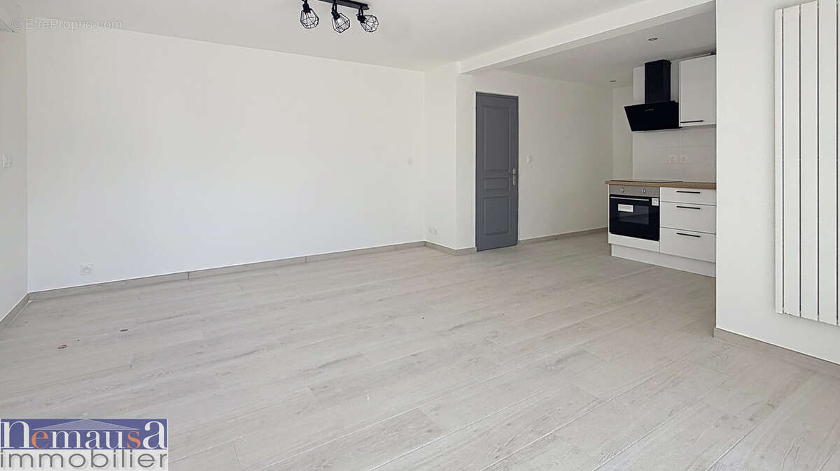 Appartement à MILHAUD