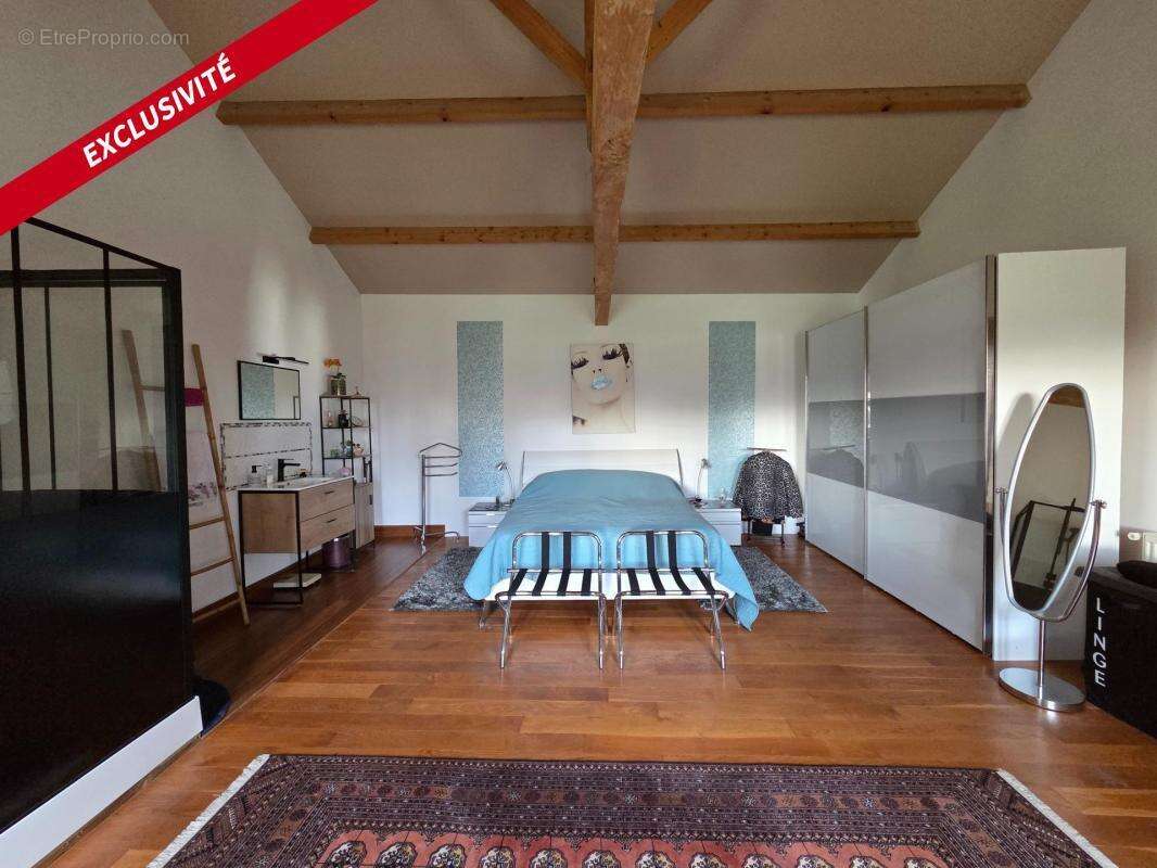 Maison à LOIRE-SUR-NIE