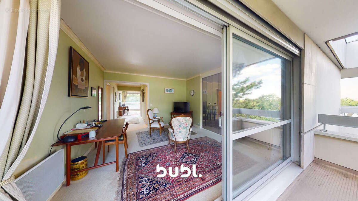 Appartement à BOUGIVAL