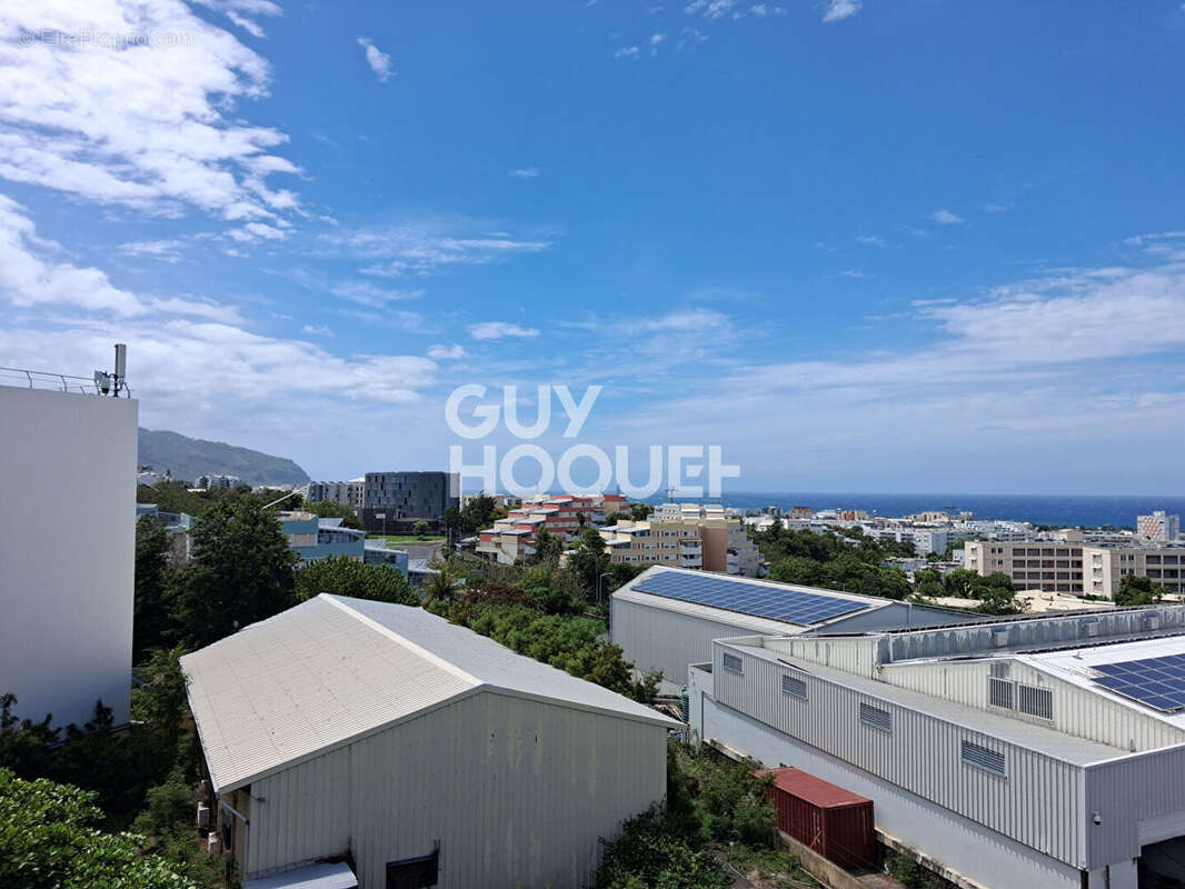 Appartement à SAINT-DENIS