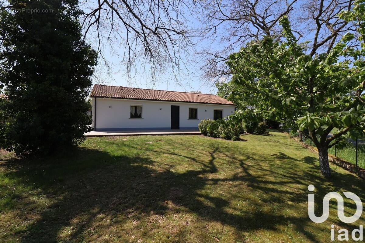 Photo 1 - Maison à TRESSES