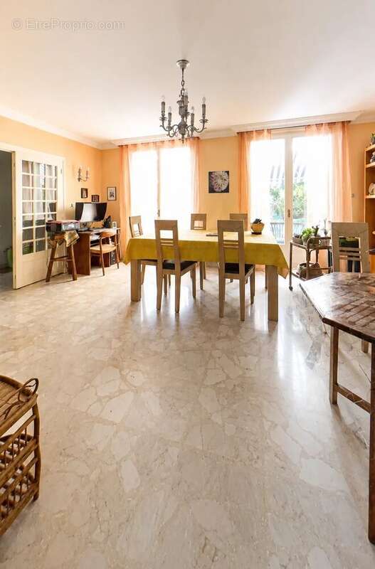 DURTOL – Maison familiale de 143,5 m² avec jardin arboré - photo 6