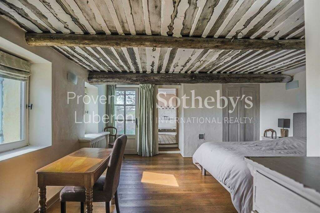 Maison à SAUMANE-DE-VAUCLUSE