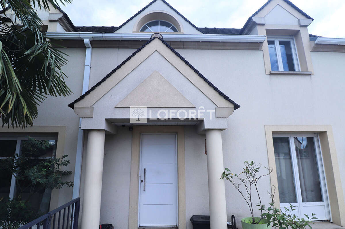 Maison à CONFLANS-SAINTE-HONORINE