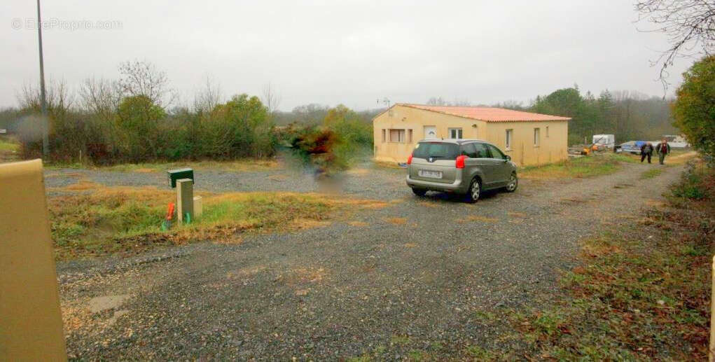 Maison 80 m2, terrain 764 m2 - photo 3