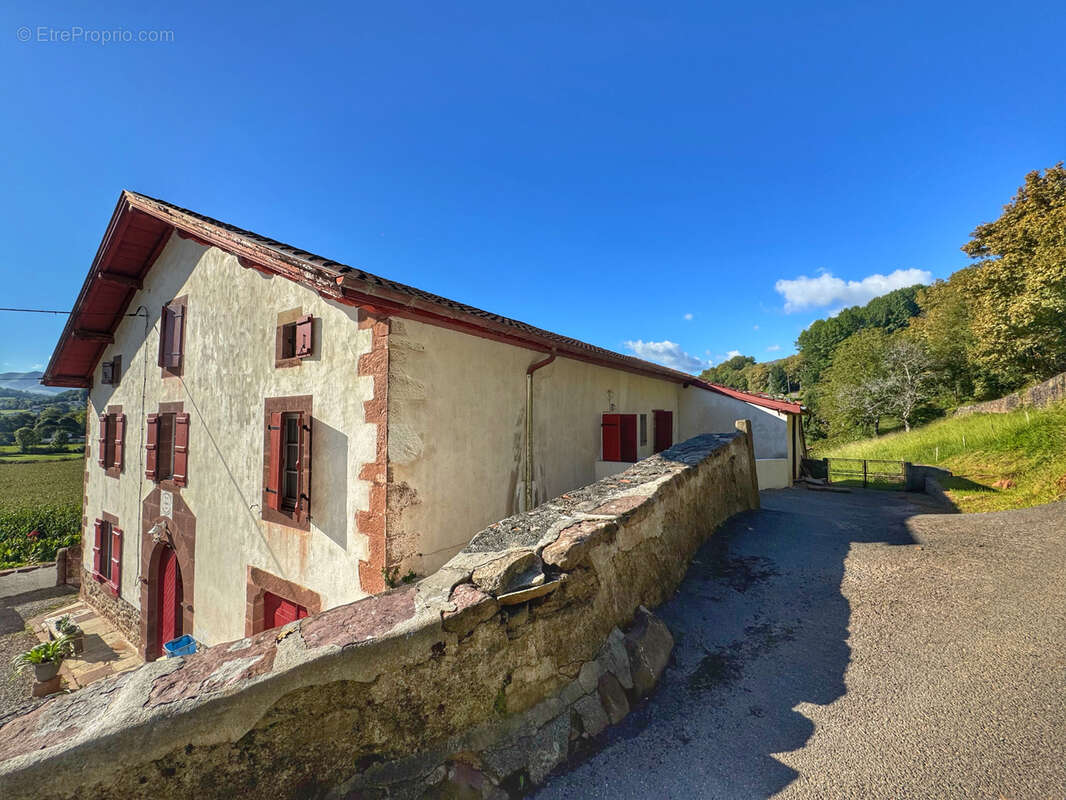 Maison à SAINT-JEAN-PIED-DE-PORT