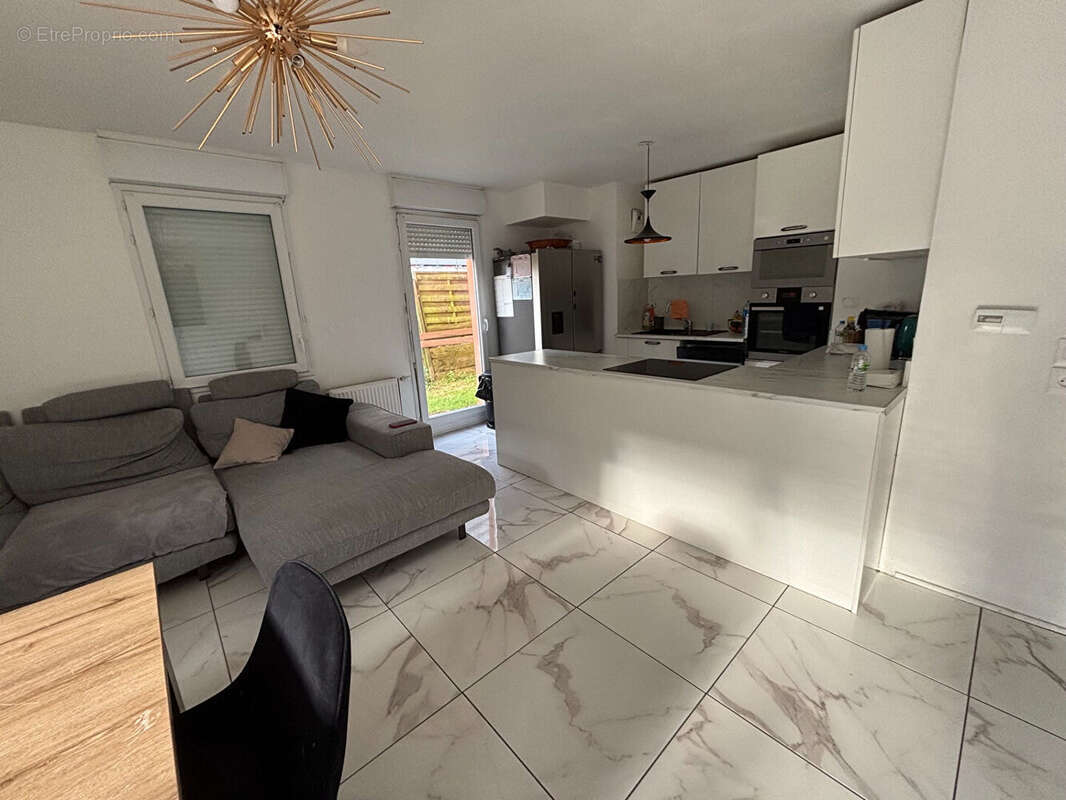 Appartement Villiers-le-bel 4 pièce(s) 80.73 m2 - photo 2