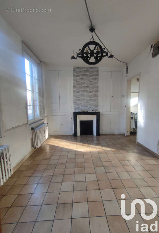 Photo 2 - Maison à AYENCOURT