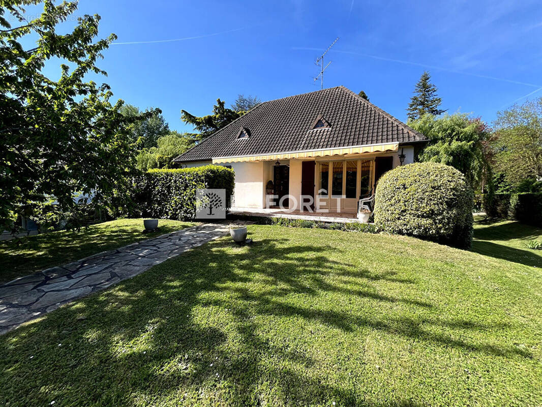 Maison à MEULAN
