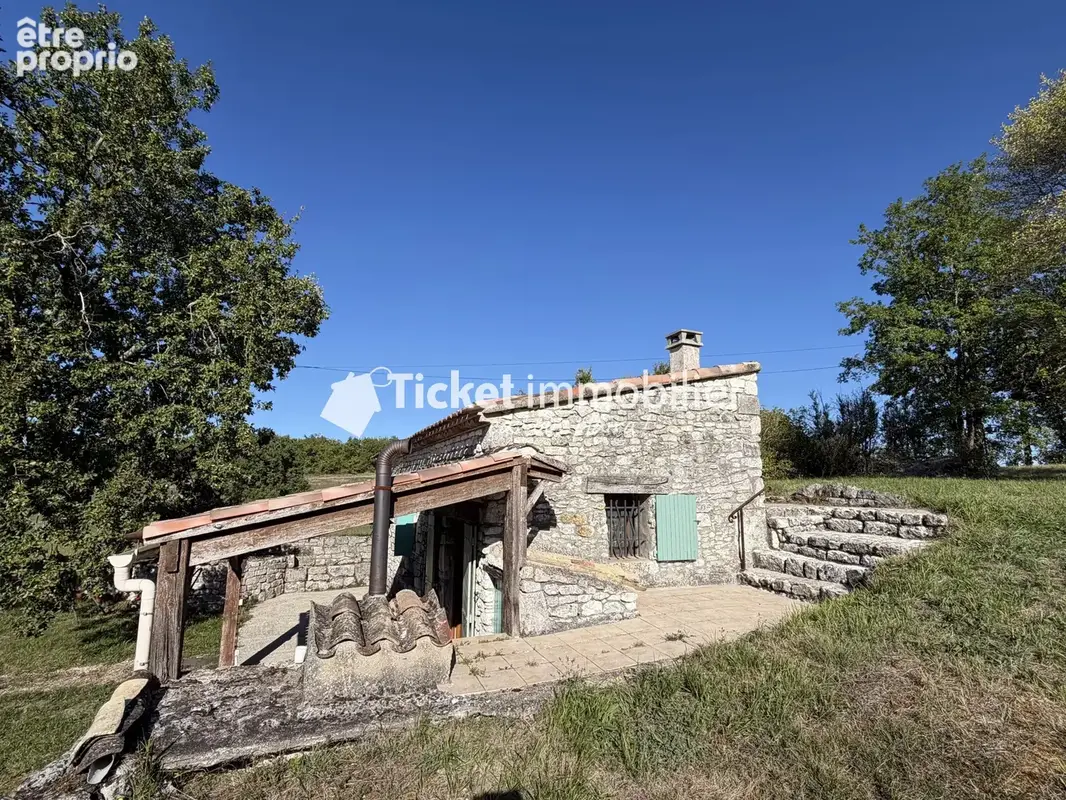 Charmante maison en pierre isolée, vendue meublée, ~40m2 exploités, mezzanine aménagée, vue champs à perte de vue, poêle à bois  - photo 20