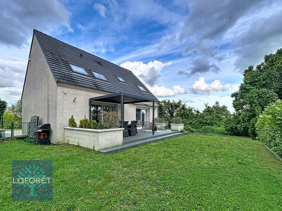 Maison à CORBEIL-ESSONNES