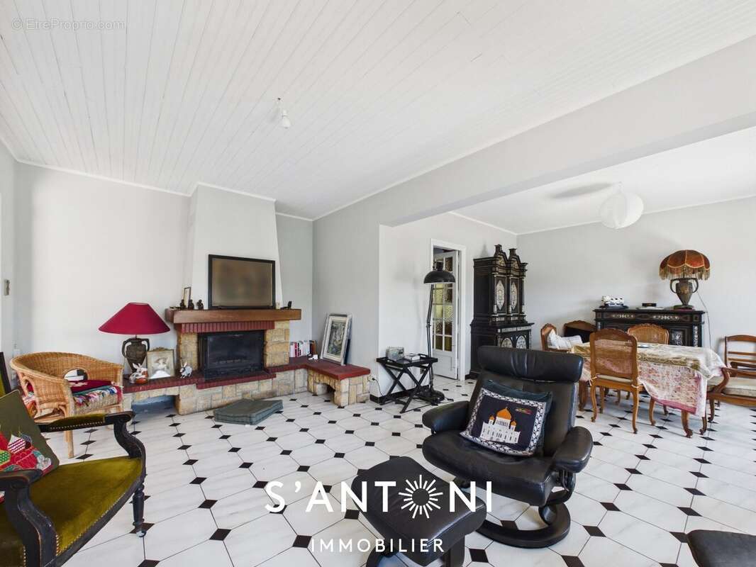 Maison à SERVIAN