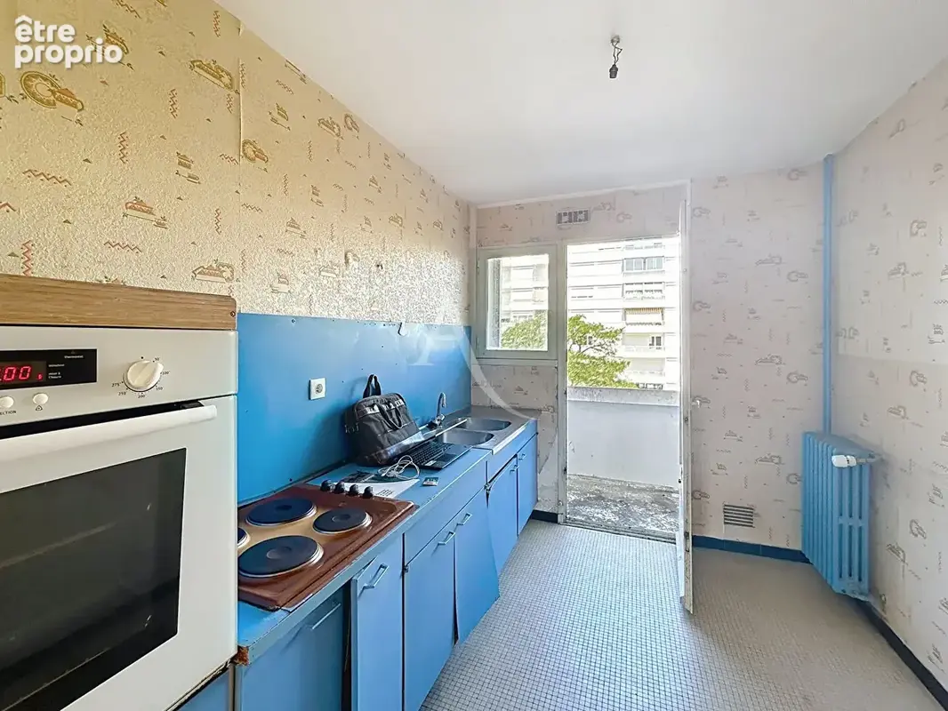 Appartement T3 de 70 m² évolutif en T4 , balcon et ascenseur , Fort potentiel , Angers - photo 4