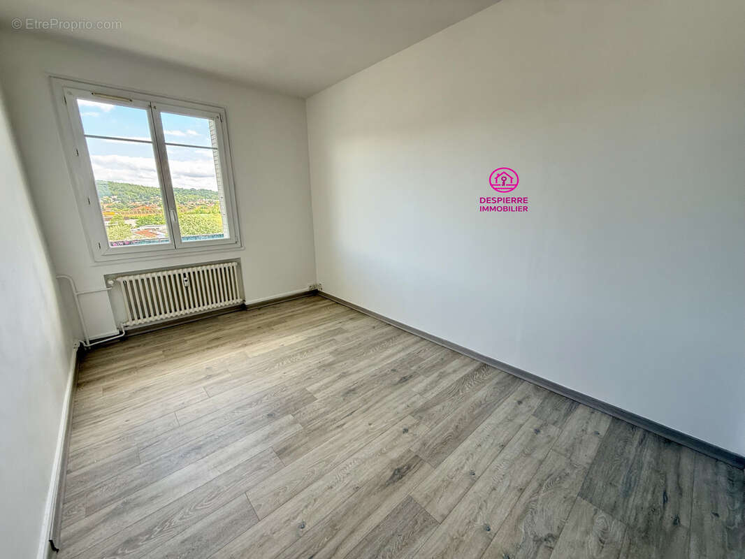 Appartement à ROUSSILLON