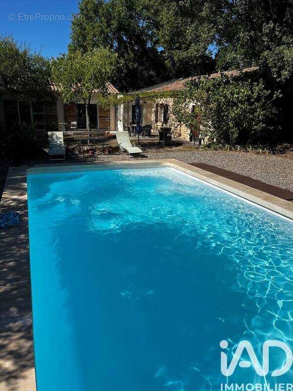 Photo 1 - Maison à LA ROQUE-SUR-PERNES