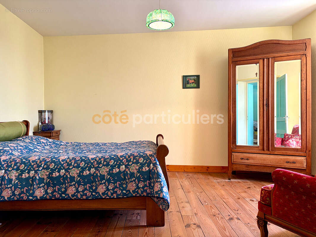 Maison en pierre avec dépendances et fort potentiel à 5 min de Saint-Lô - photo 12