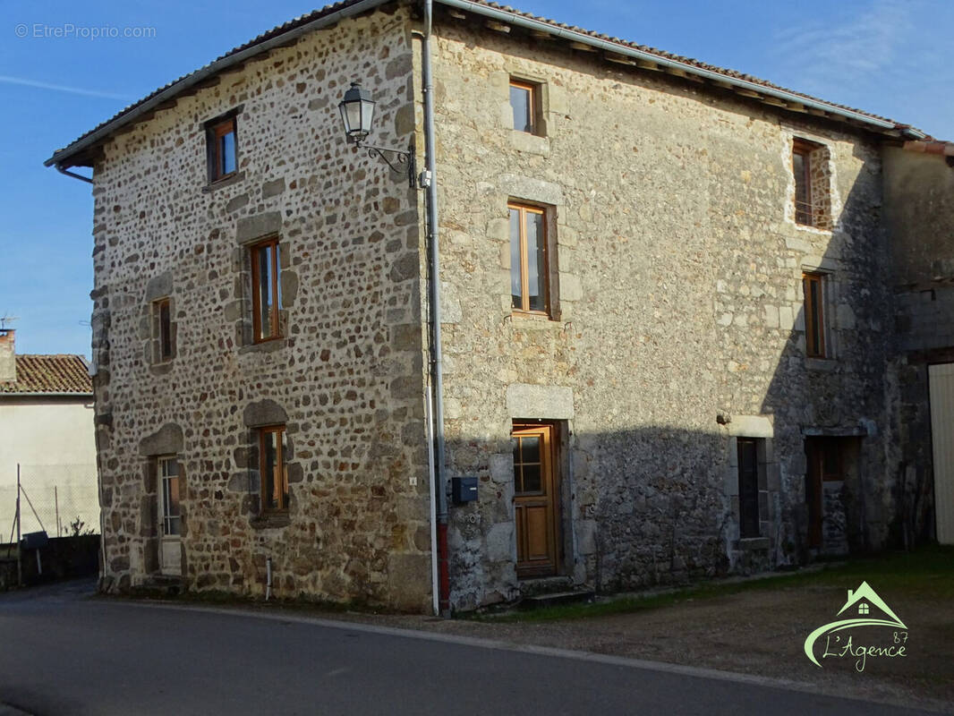 Maison à BRIGUEUIL