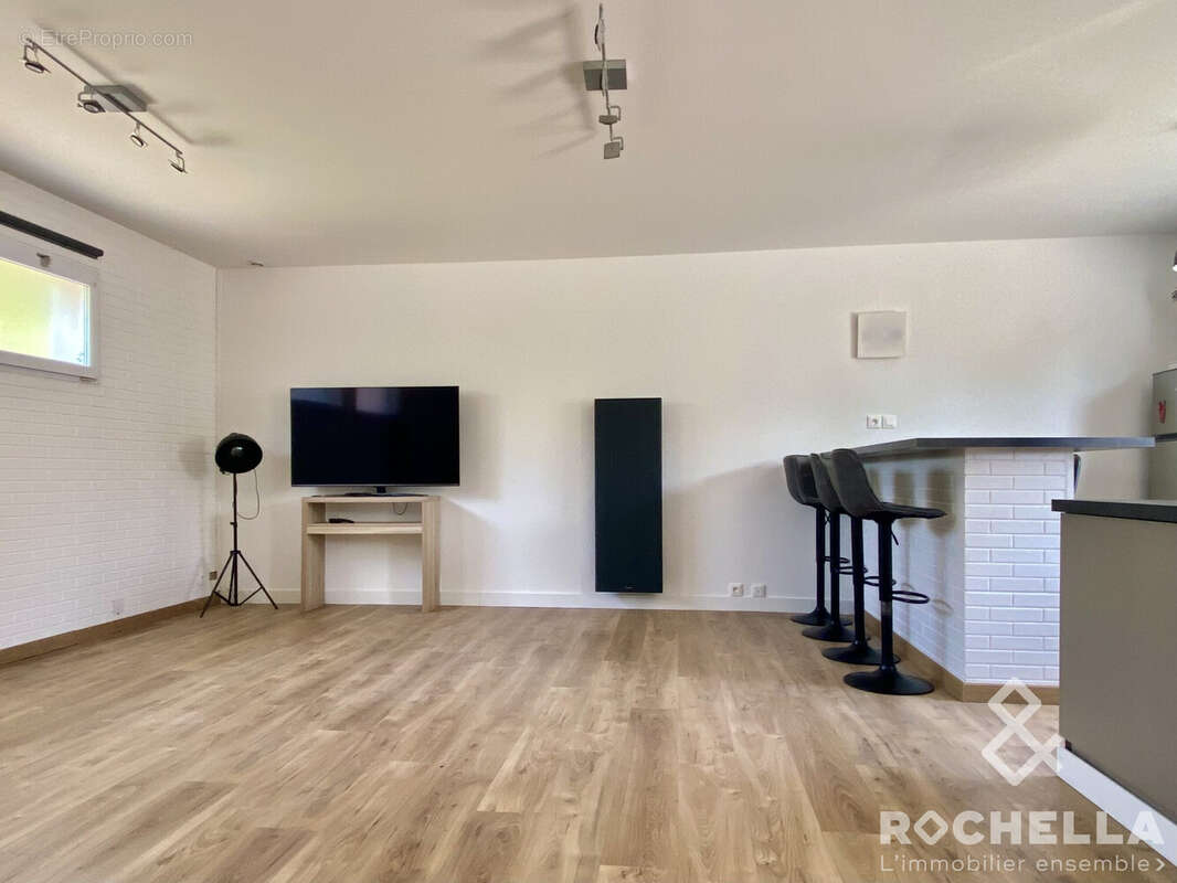 Maison 75 m² à Aytre  - photo 3