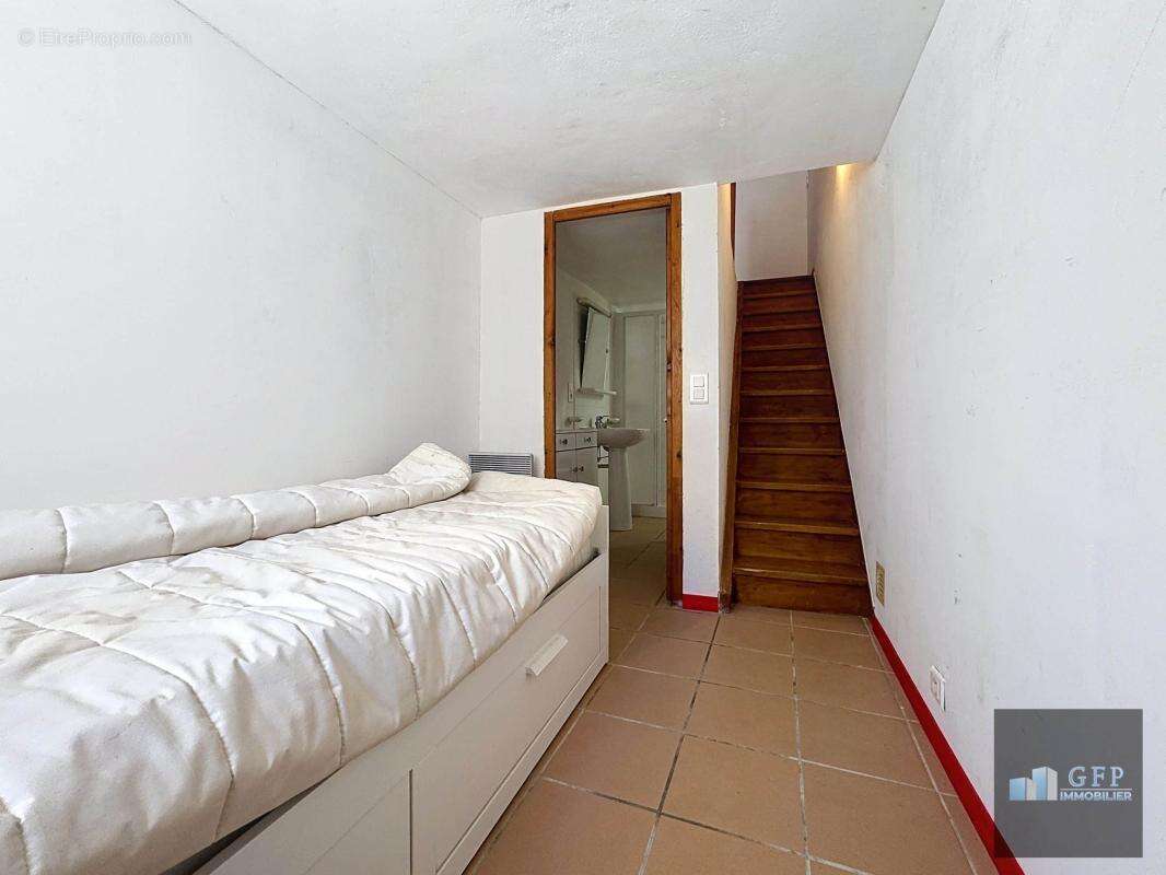 Maison à BORMES-LES-MIMOSAS