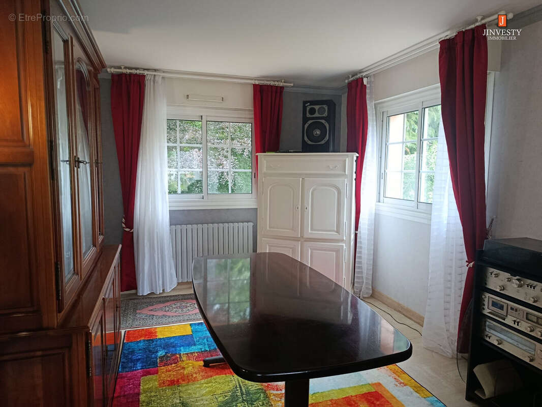 Maison 207 m² à Caudan  - photo 7