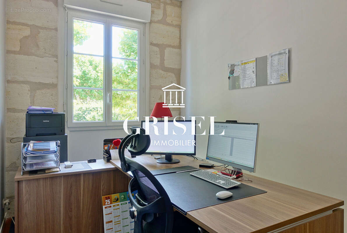 Appartement à BORDEAUX