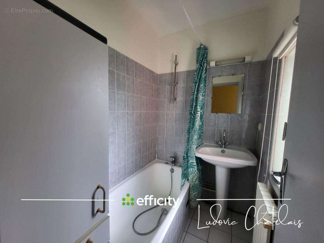 Appartement à SAINT-MEEN-LE-GRAND