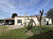 Maison à NUAILLE-D&#039;AUNIS