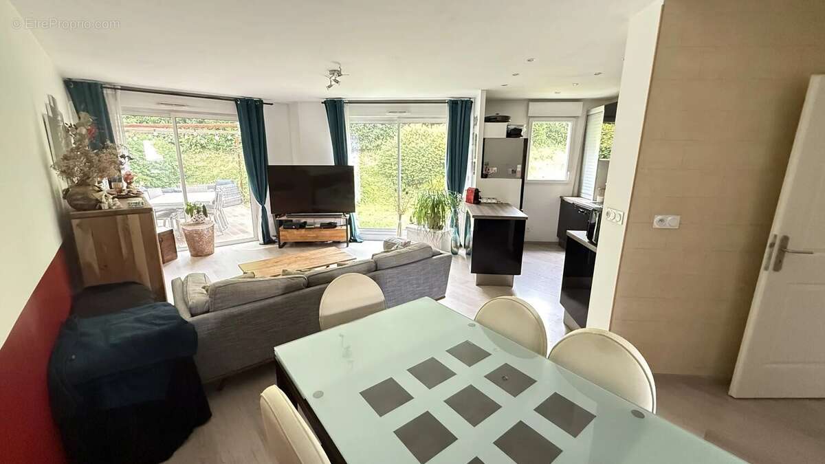 Appartement à MONTSOULT