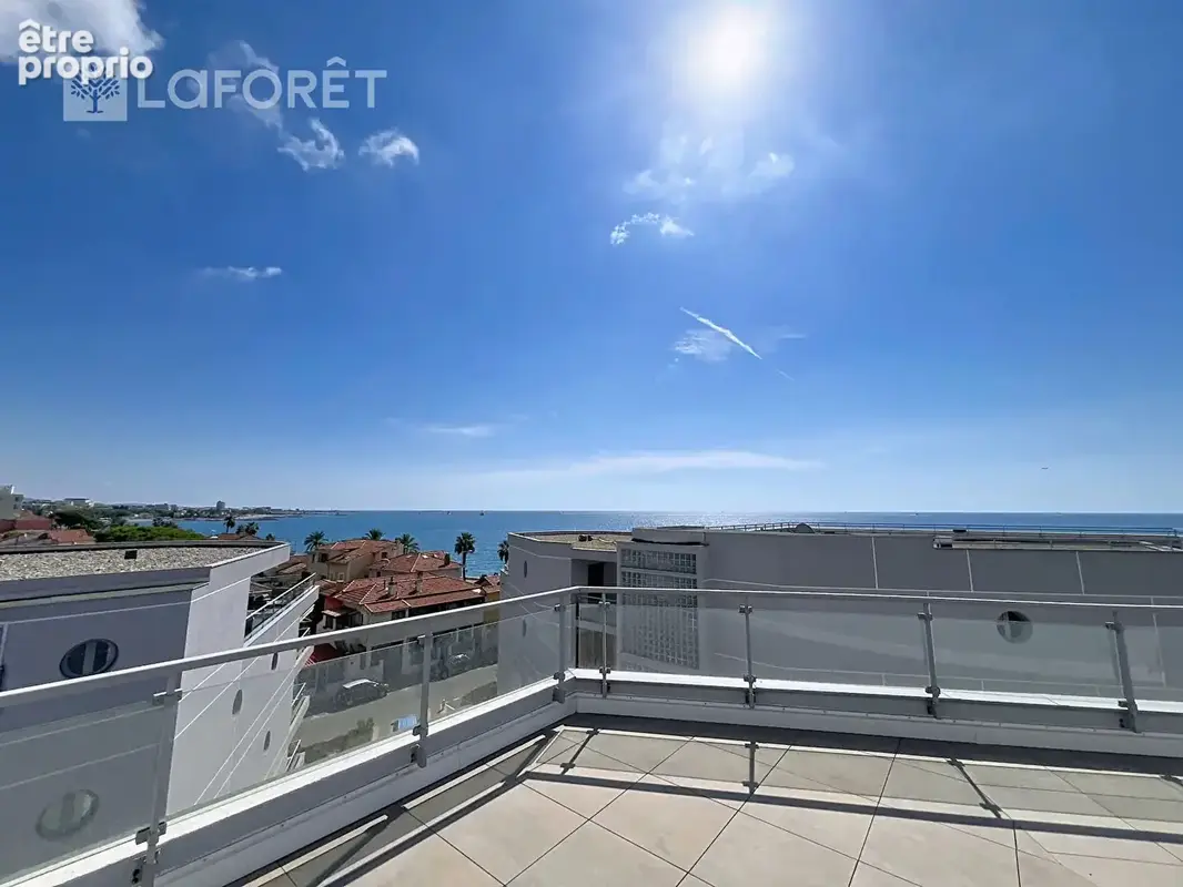 Cros de cagnes sur mer  - 3 pieces renove -vue mer -plage a pied - photo 10