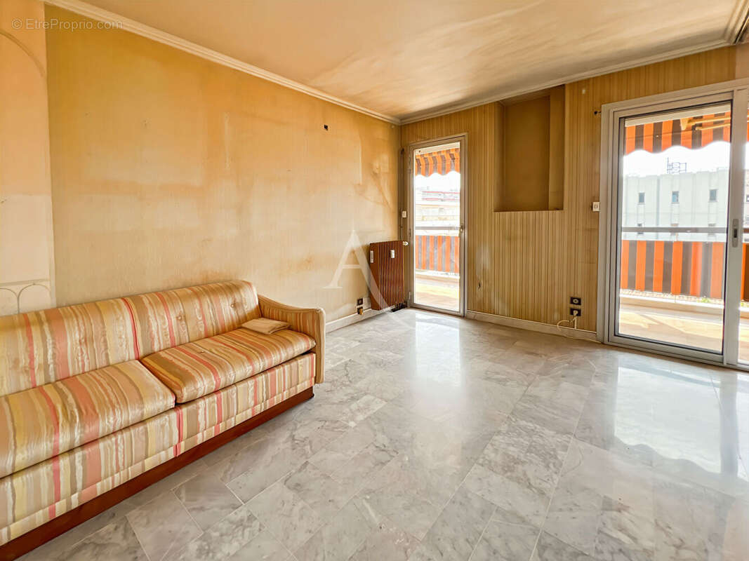 Appartement à CAGNES-SUR-MER