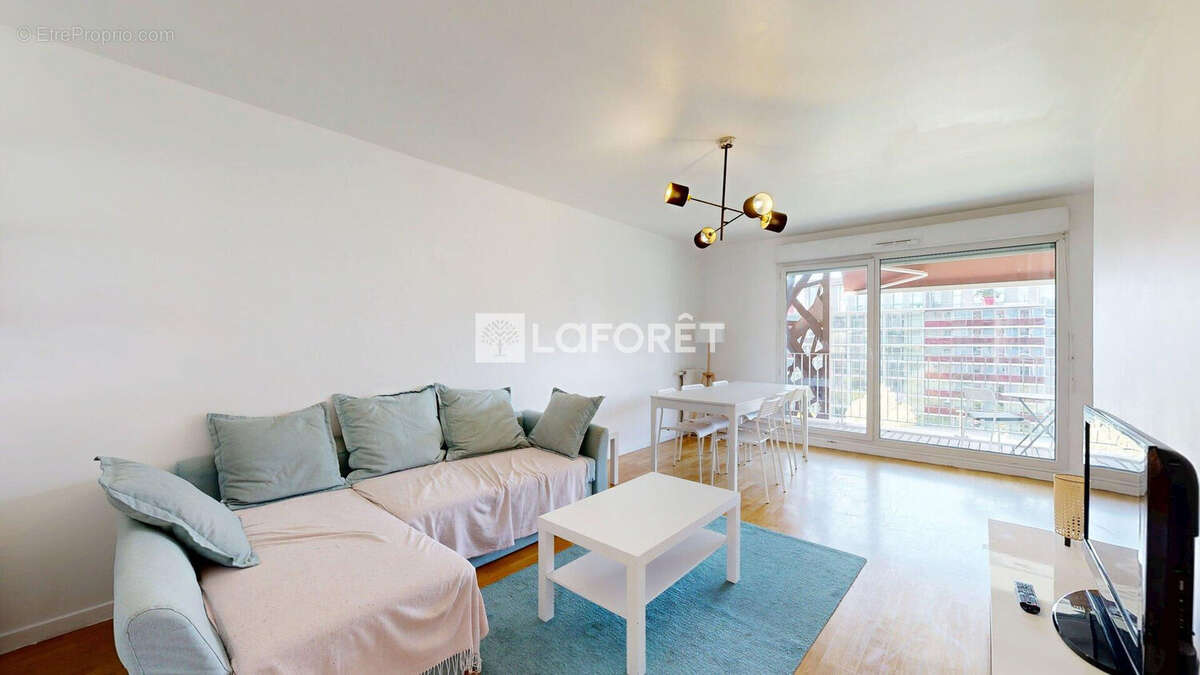 Appartement à NANTERRE