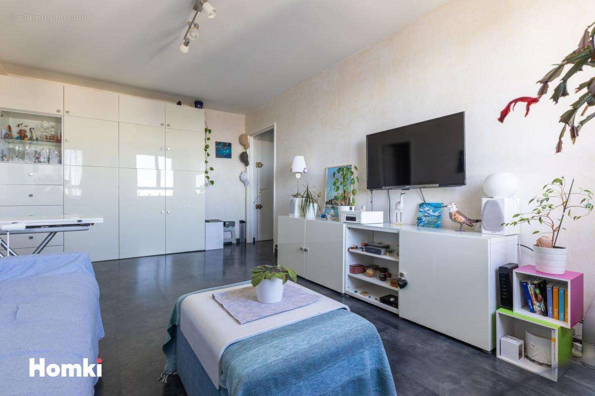 Appartement à PARIS-19E