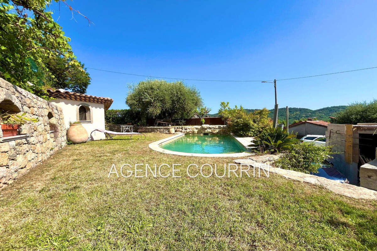 Maison à LE BAR-SUR-LOUP