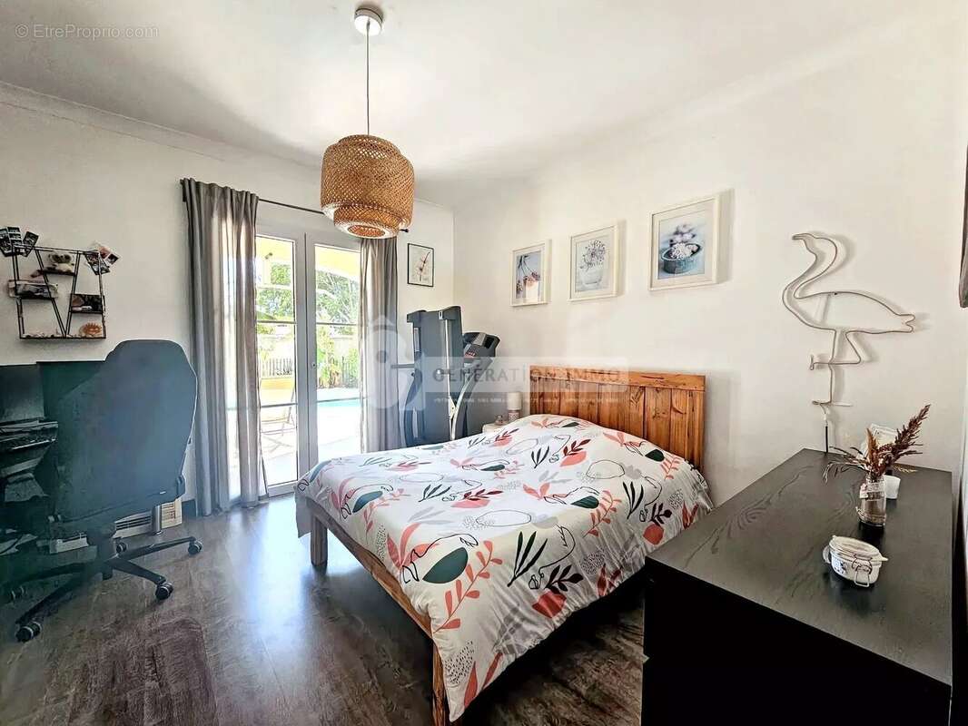 Maison à SAINT-MARTIN-DE-CRAU