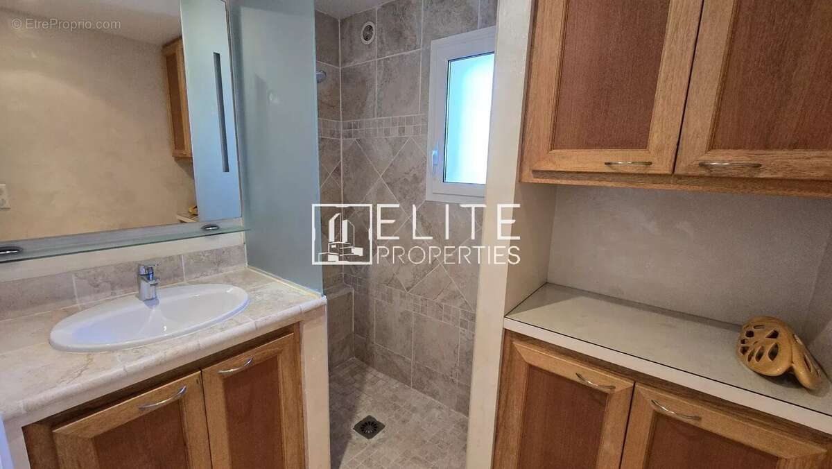 Maison à MOUANS-SARTOUX