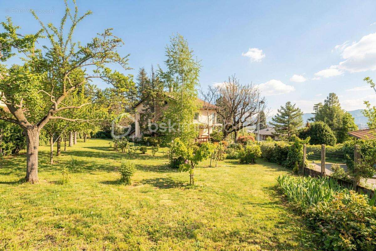 Appartement à SEYSSINS