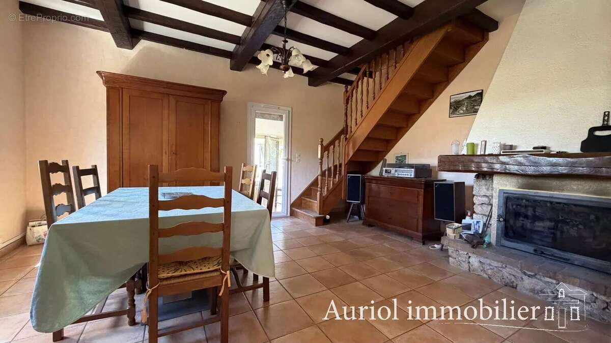 Maison à AURIOL