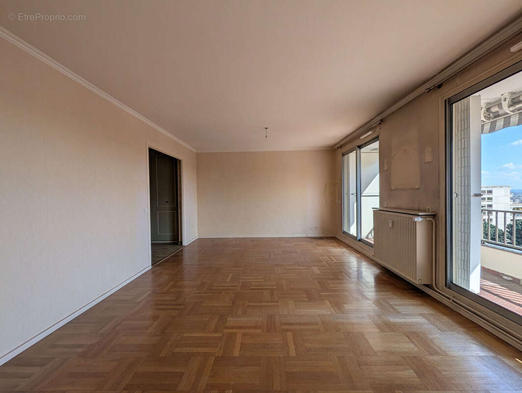 Appartement à CALUIRE-ET-CUIRE