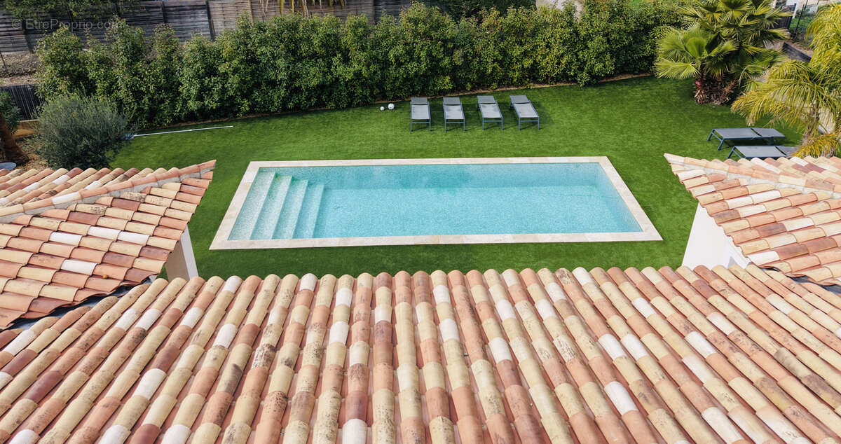 Maison à PLAN-DE-LA-TOUR