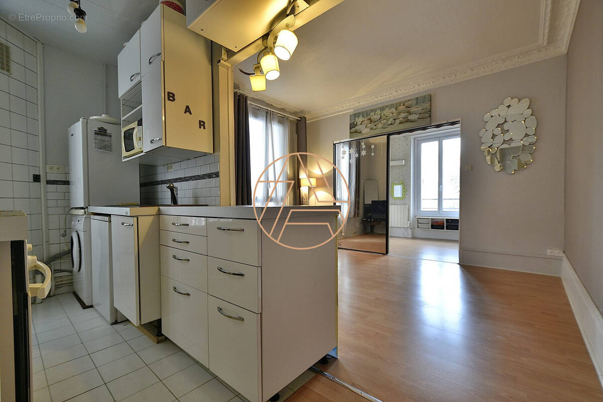 Appartement à SAINT-MAUR-DES-FOSSES