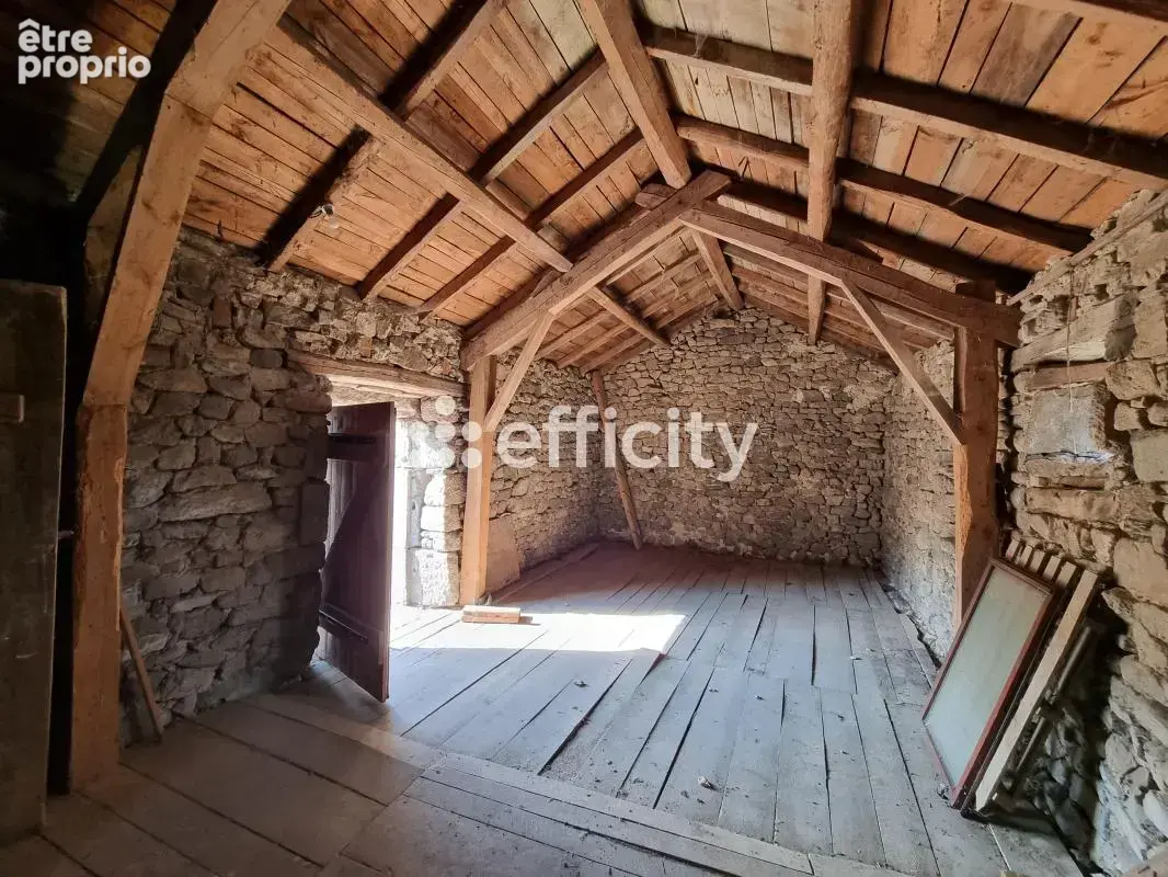 Maison 70 m² à Chaulhac  - photo 4