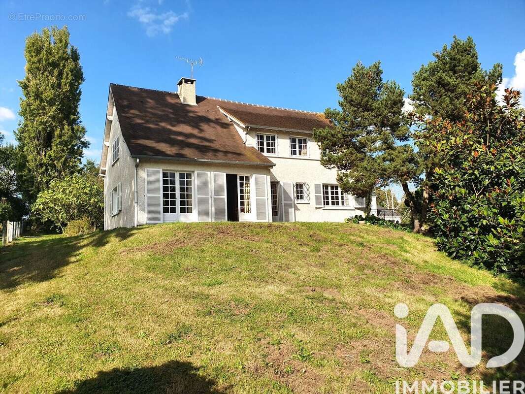 Photo 8 - Maison à QUINCY-VOISINS