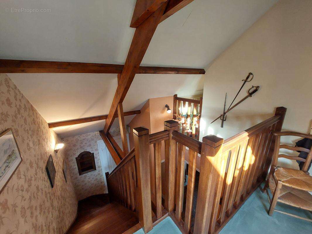 Maison à LES BAUX-SAINTE-CROIX