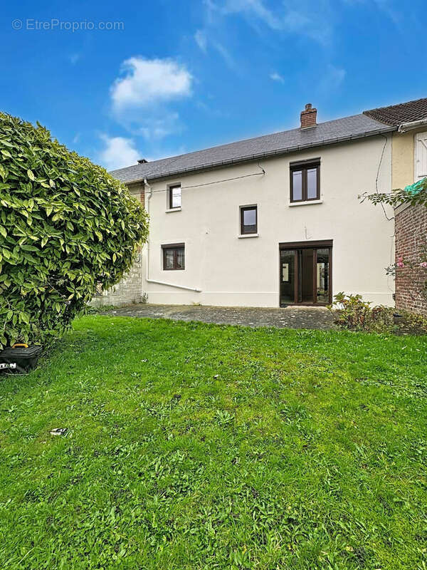 Maison à FRANQUEVILLE-SAINT-PIERRE