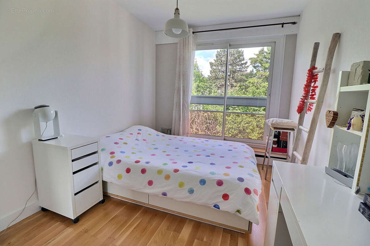 Appartement à MAREIL-MARLY