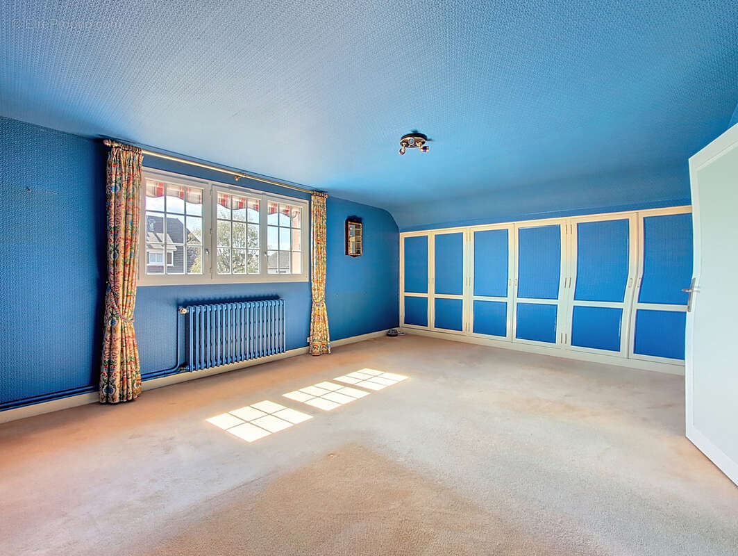 Maison à OUISTREHAM