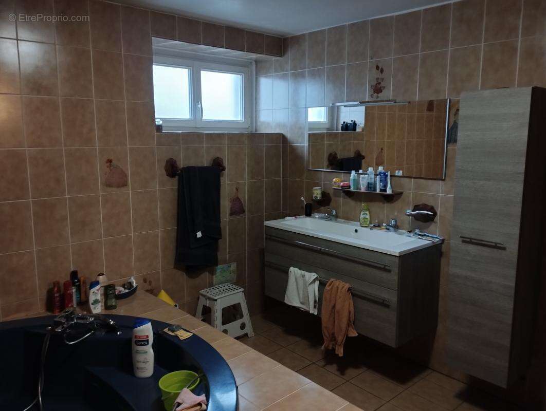 Maison à BAUDONCOURT