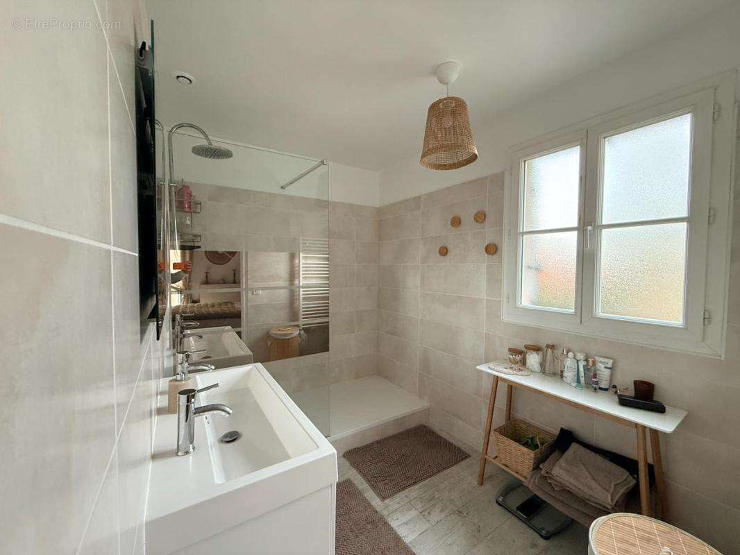 Maison à VERNOUILLET