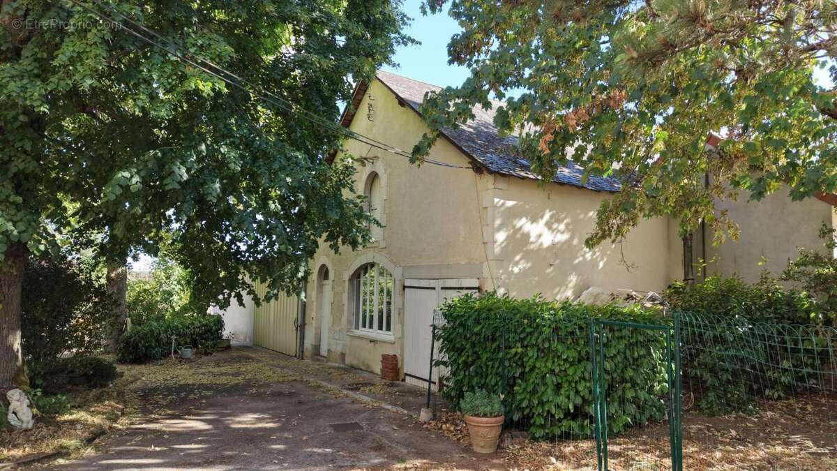 Maison à CULAN