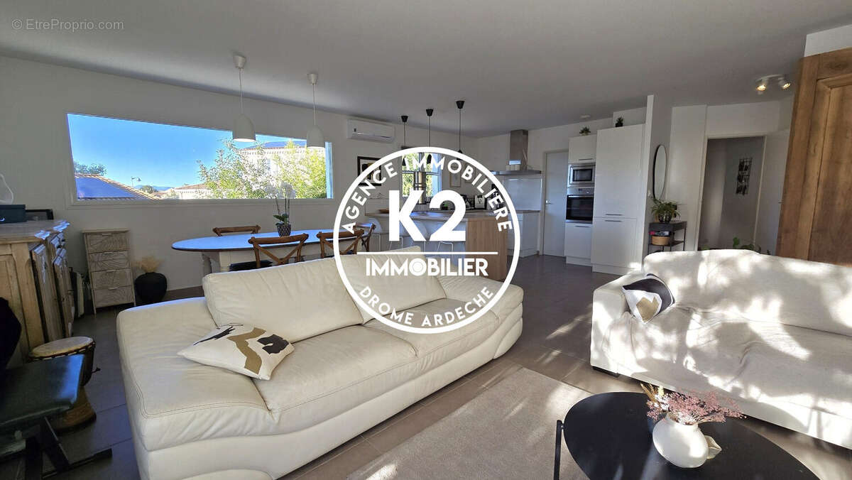 Maison à MONTELIMAR